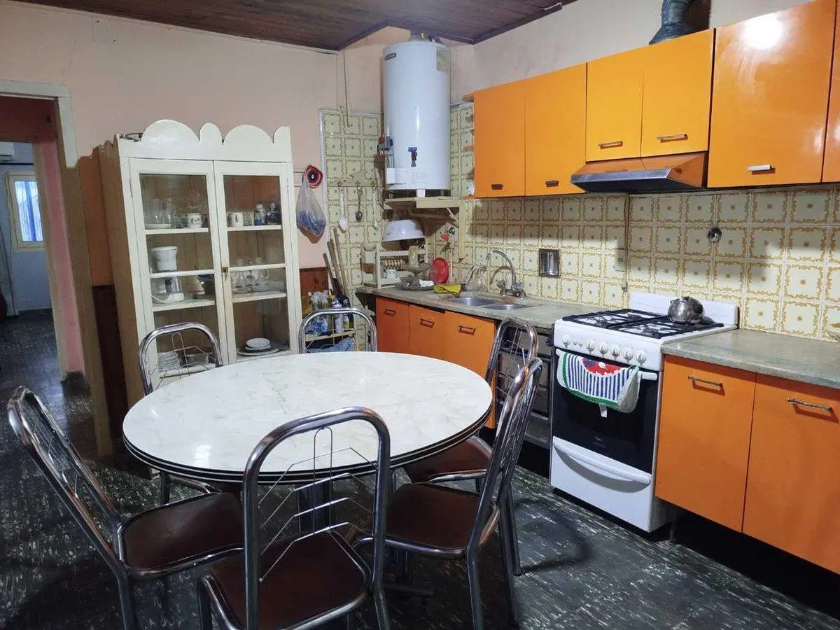 VENTA CASA 2 DOR, AMPLIA CON  FONDO Y TERRAZA 3
