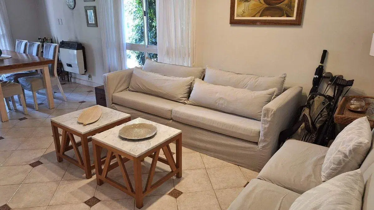 Casa en Venta 3 Dormitorios Lomas de Yerba Buena 2