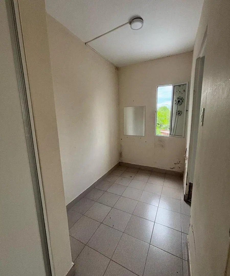 VENDO DUPLEX 3 HABITACIONES BARRIO CERRO LAS ROSAS 2