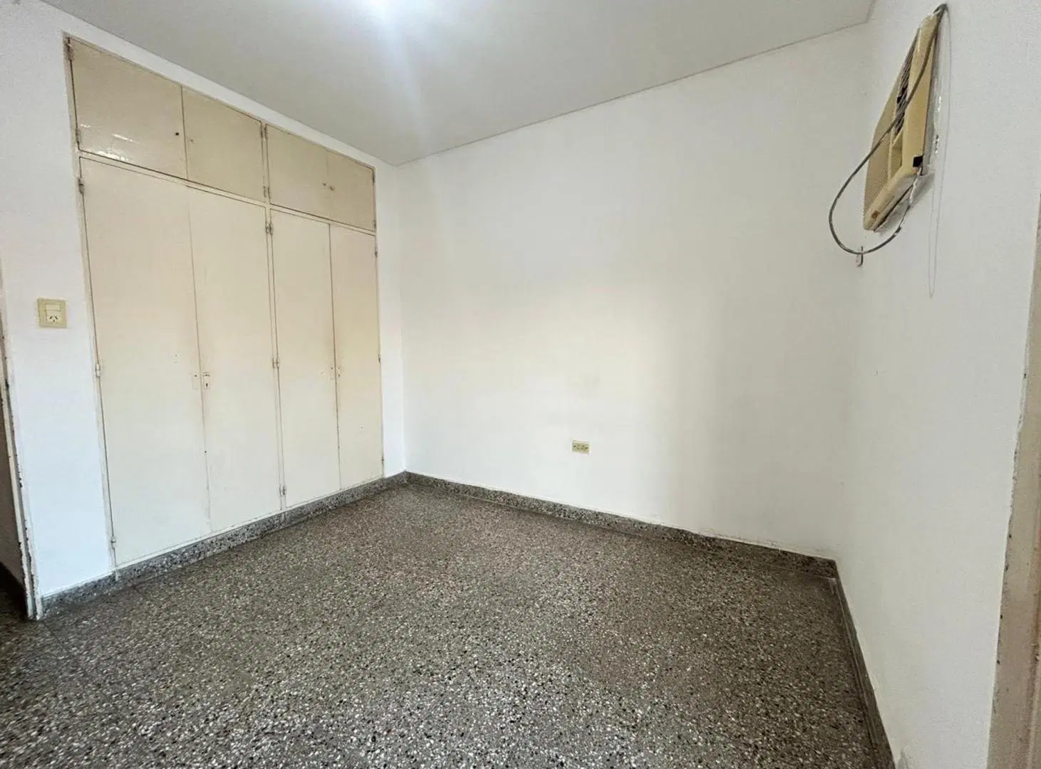VENTA DEPARTAMENTO 3 DORM SEMIPISO EN MICROCENTRO 3