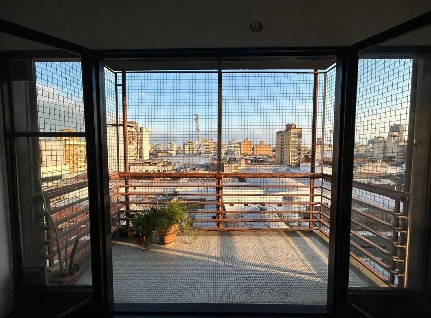 VENTA DEPARTAMENTO 3 DORM SEMIPISO EN MICROCENTRO 4