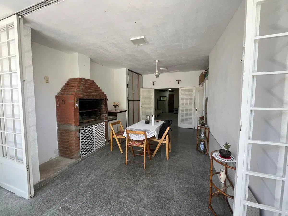 ALQUILER DE CASA EN BARRIO AGET(PJE FONTANAROSA) 4