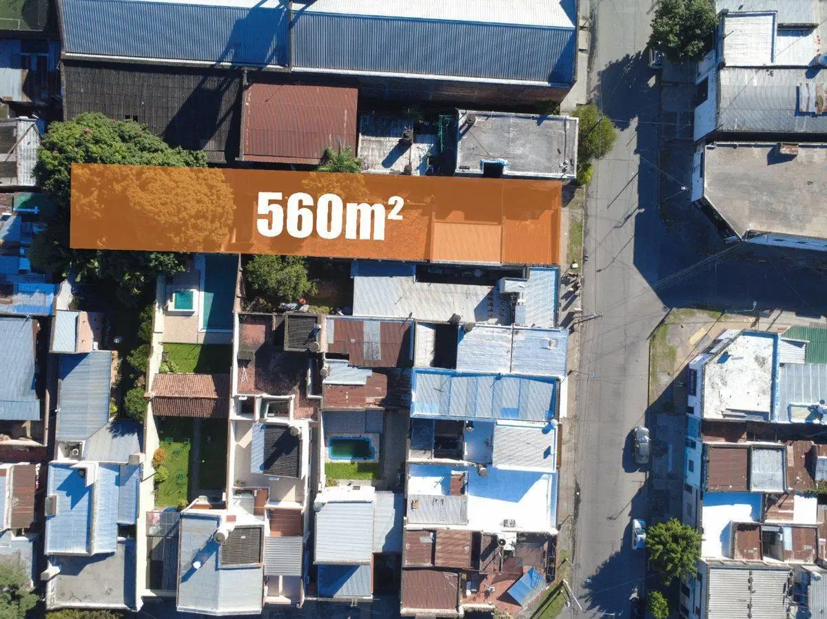VENTA DE TERRENO CON CASA A DEMOLER-M. LILLO 461 3
