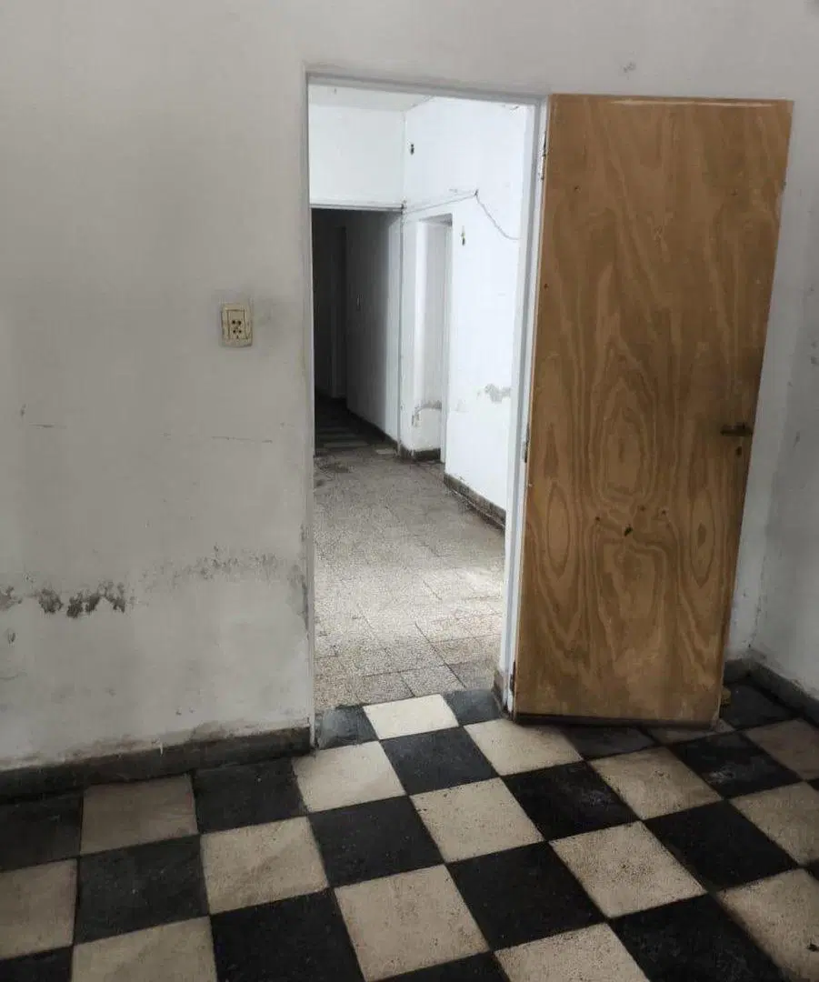 VENDO CASA ZONA SUR 4 HAB MAS LOCAL COMERCIAL 2