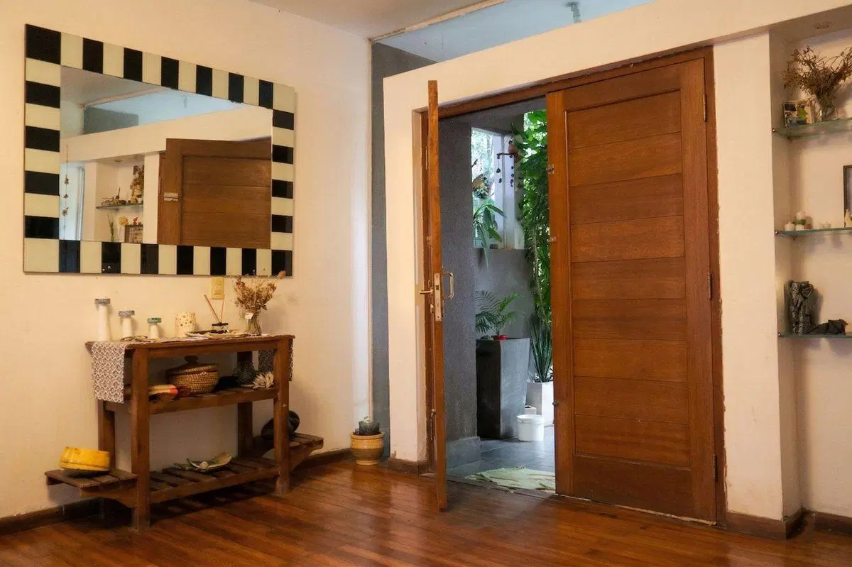 VENTA CASA EN YERBA BUENA- 4 DORM- 3 BAÑOS- PILETA 3