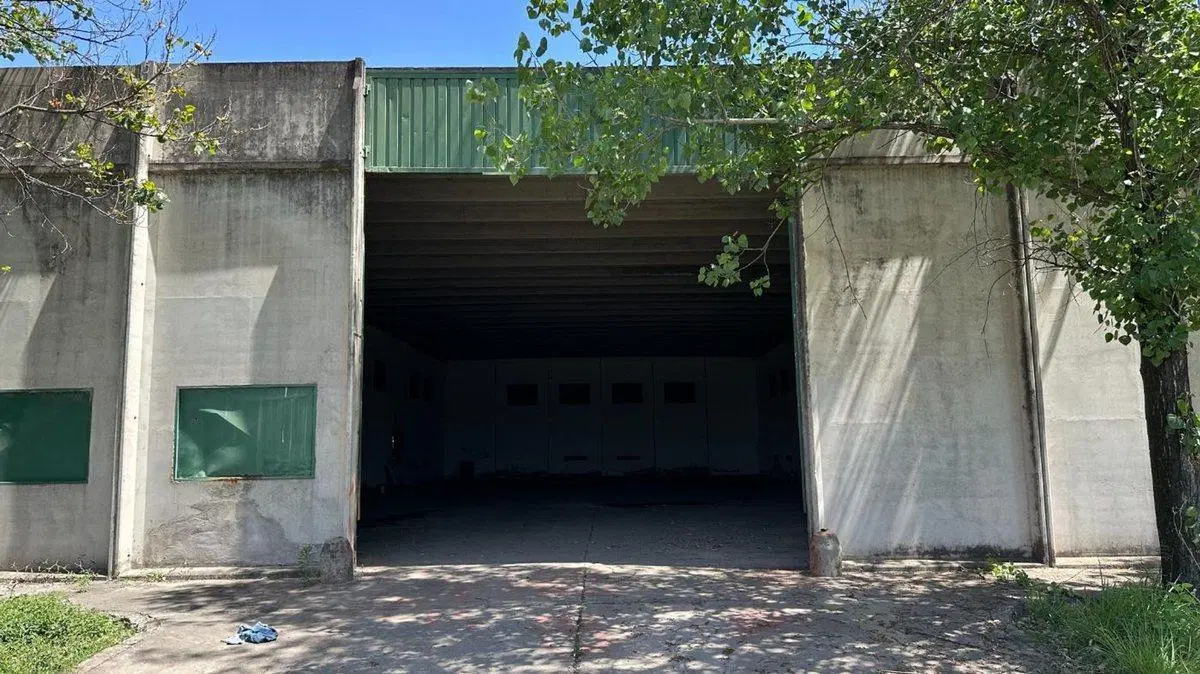 ALQUILER GALPON 450m2 AV FCO DE AGUIRRE Y RUTA 9 4