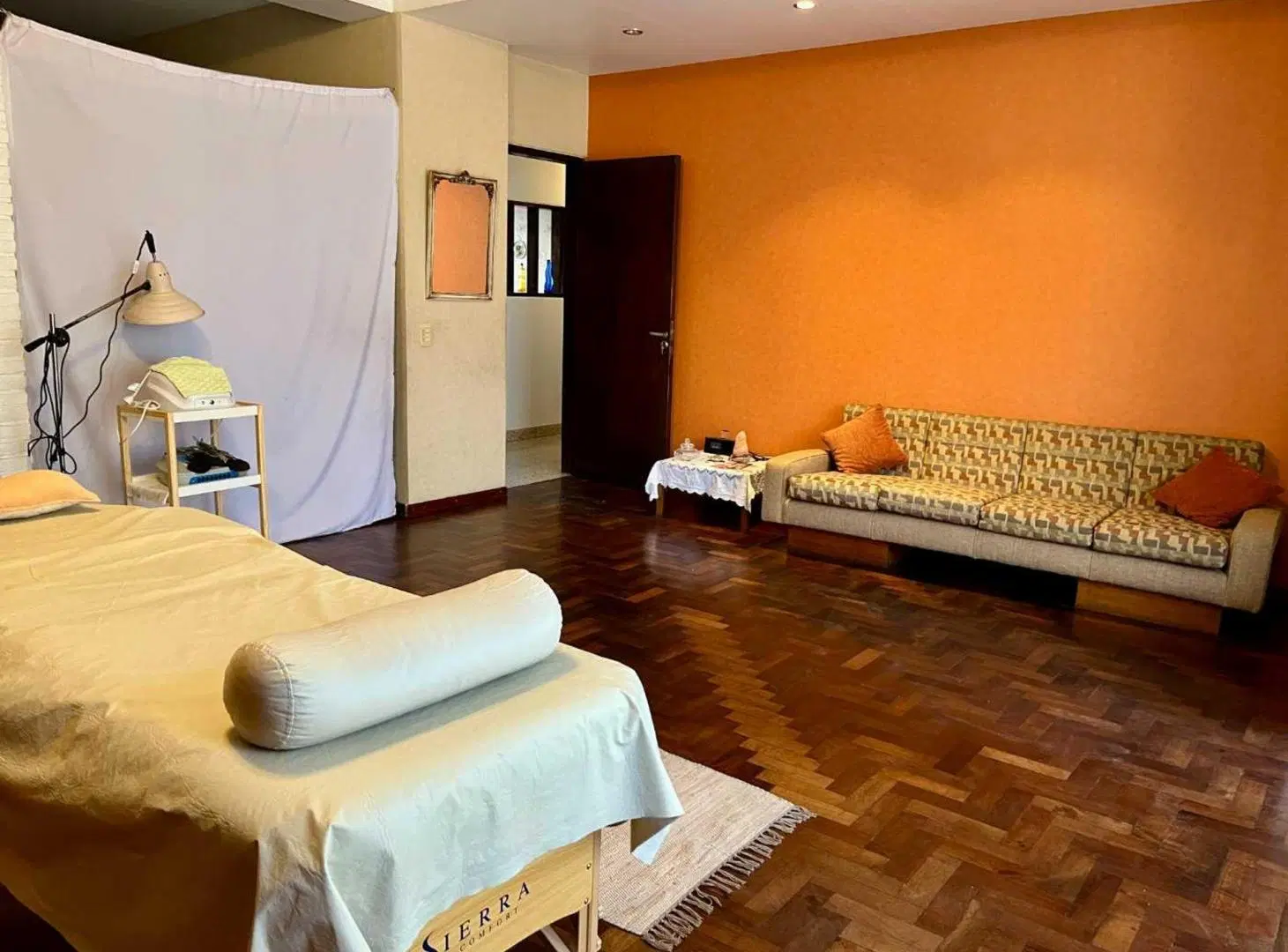PISO EN VENTA MICROCENTRO 3 DORMITORIOS Y DEP 4