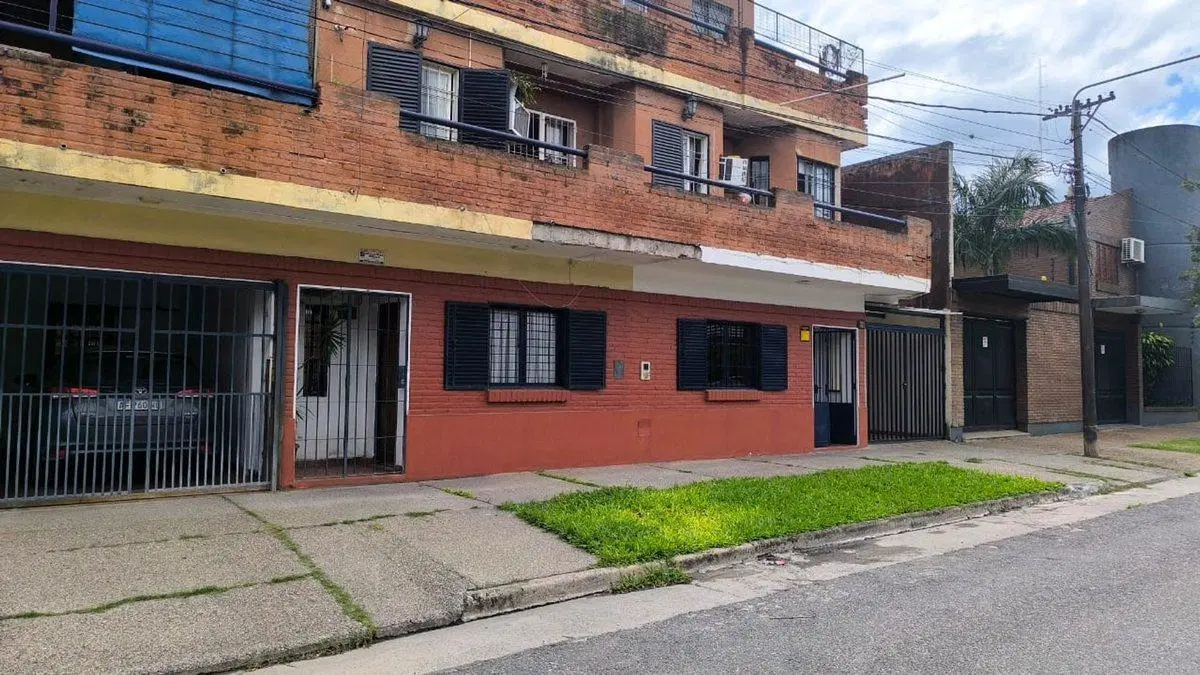Departamento en PB – 3 Dormitorios Tucuman 4