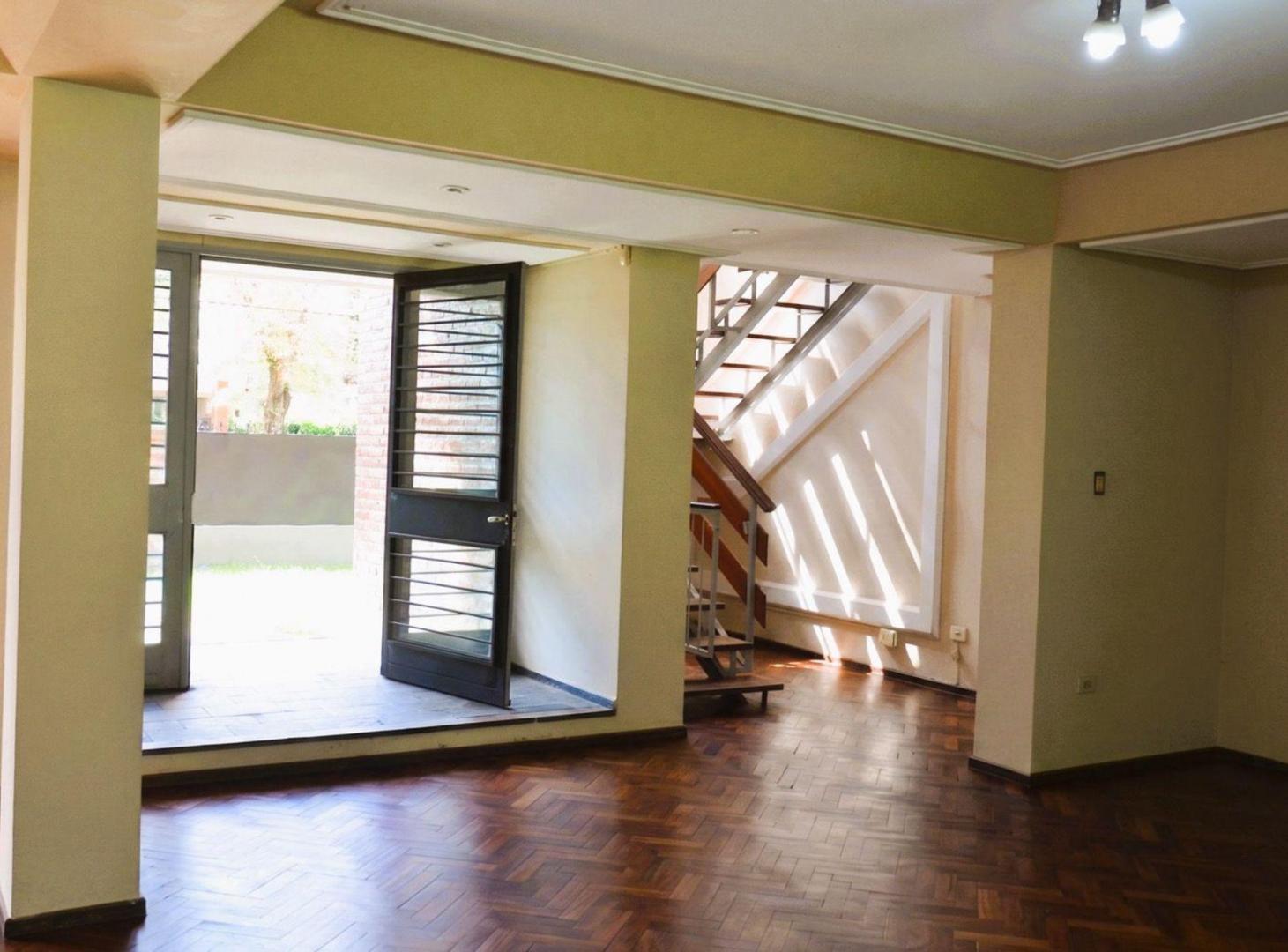 Foto de VENTA CASA 3 DORMITORIOS MAS PILETA YERBA BUENA, imagen 2
