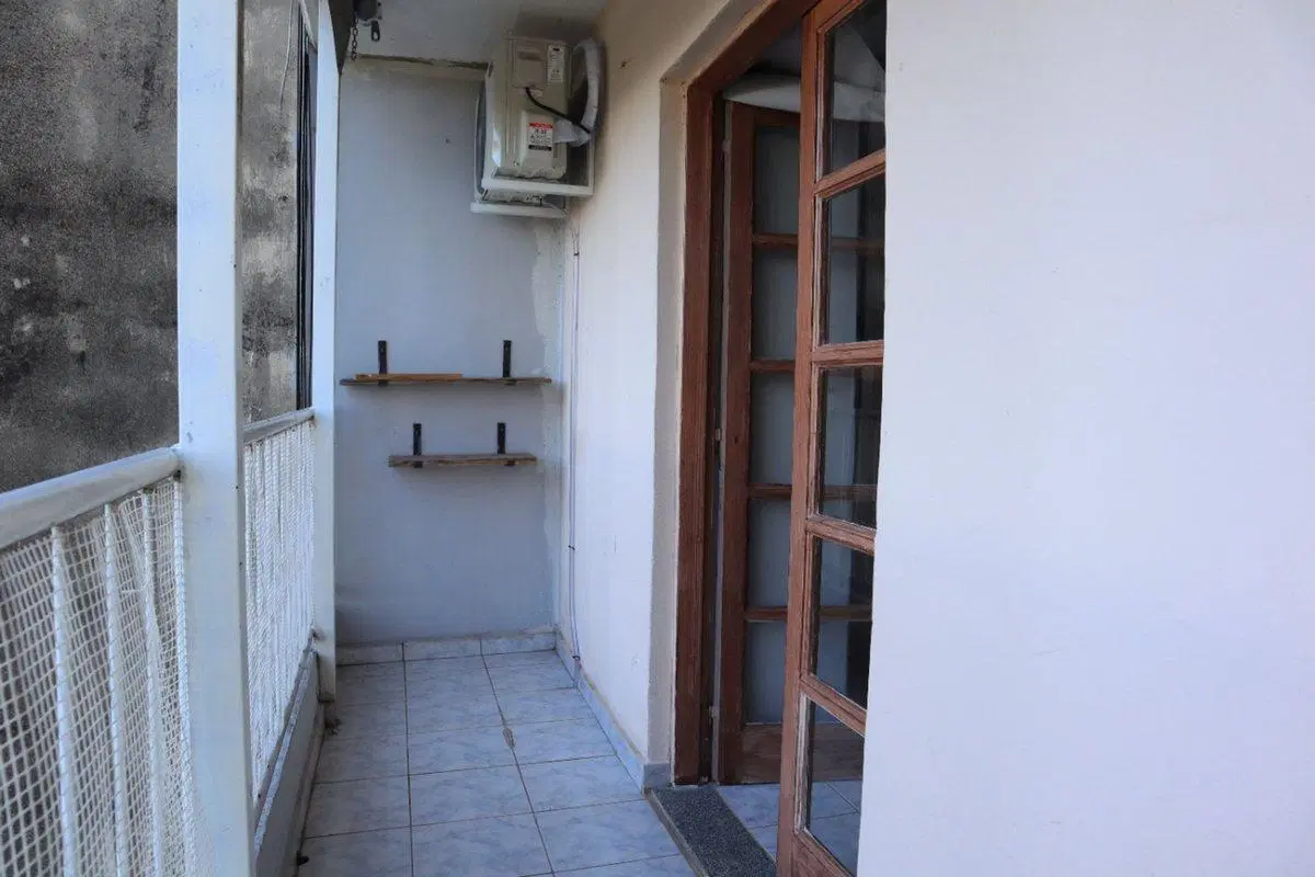VENTA MONOAMBIENTE CON DIVISION B SUR 2