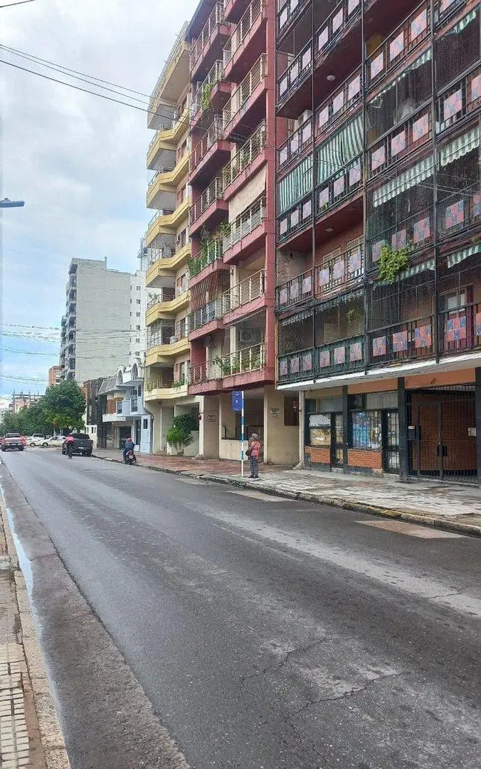 VENTA DEPARTAMENTO 2 AMBIENTES BARRIO SUR 5