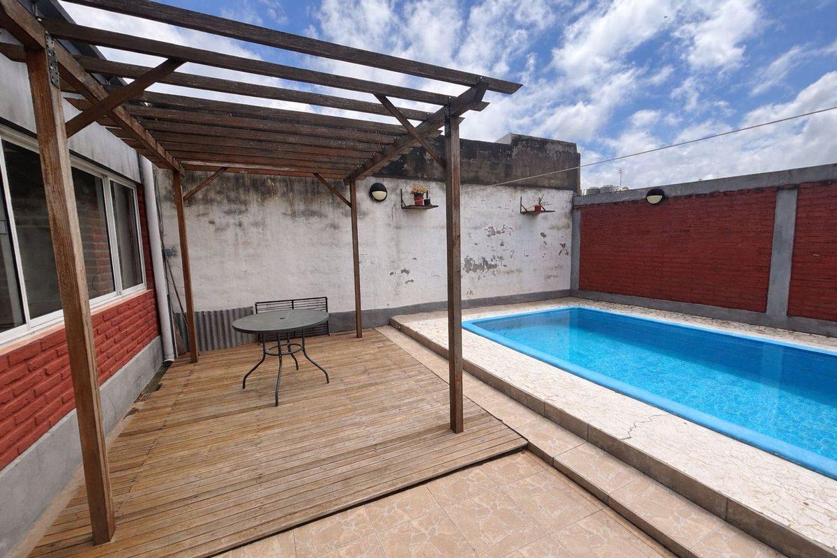 VENDO CASA EN BARRIO JUDICIAL 3 HABITACIONES