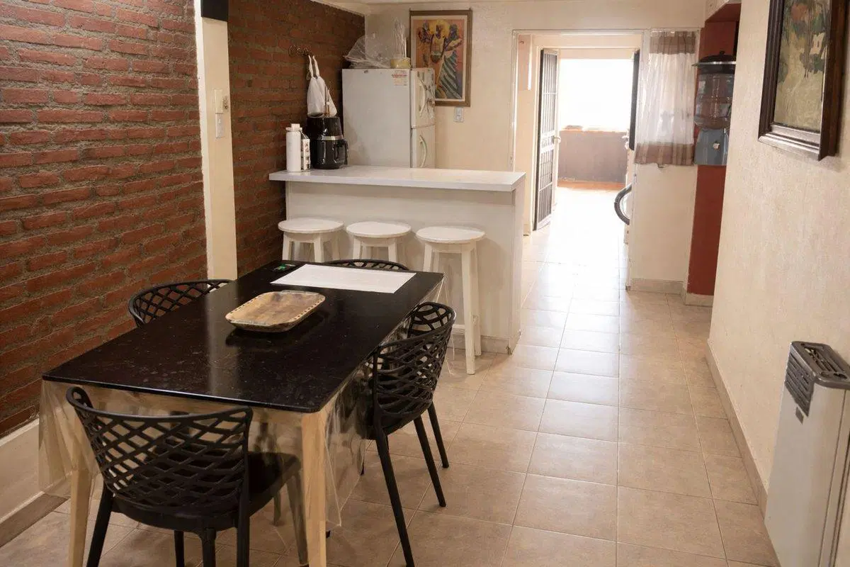 VENDO CASA EN BARRIO JUDICIAL 3 HABITACIONES 4