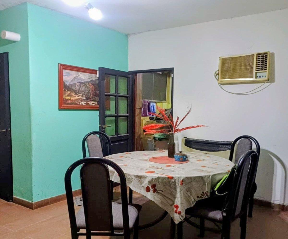 Foto de VENTA CASA 2 DORM. CON COCHERA - ZONA Pqe. 9 JULIO, imagen 1