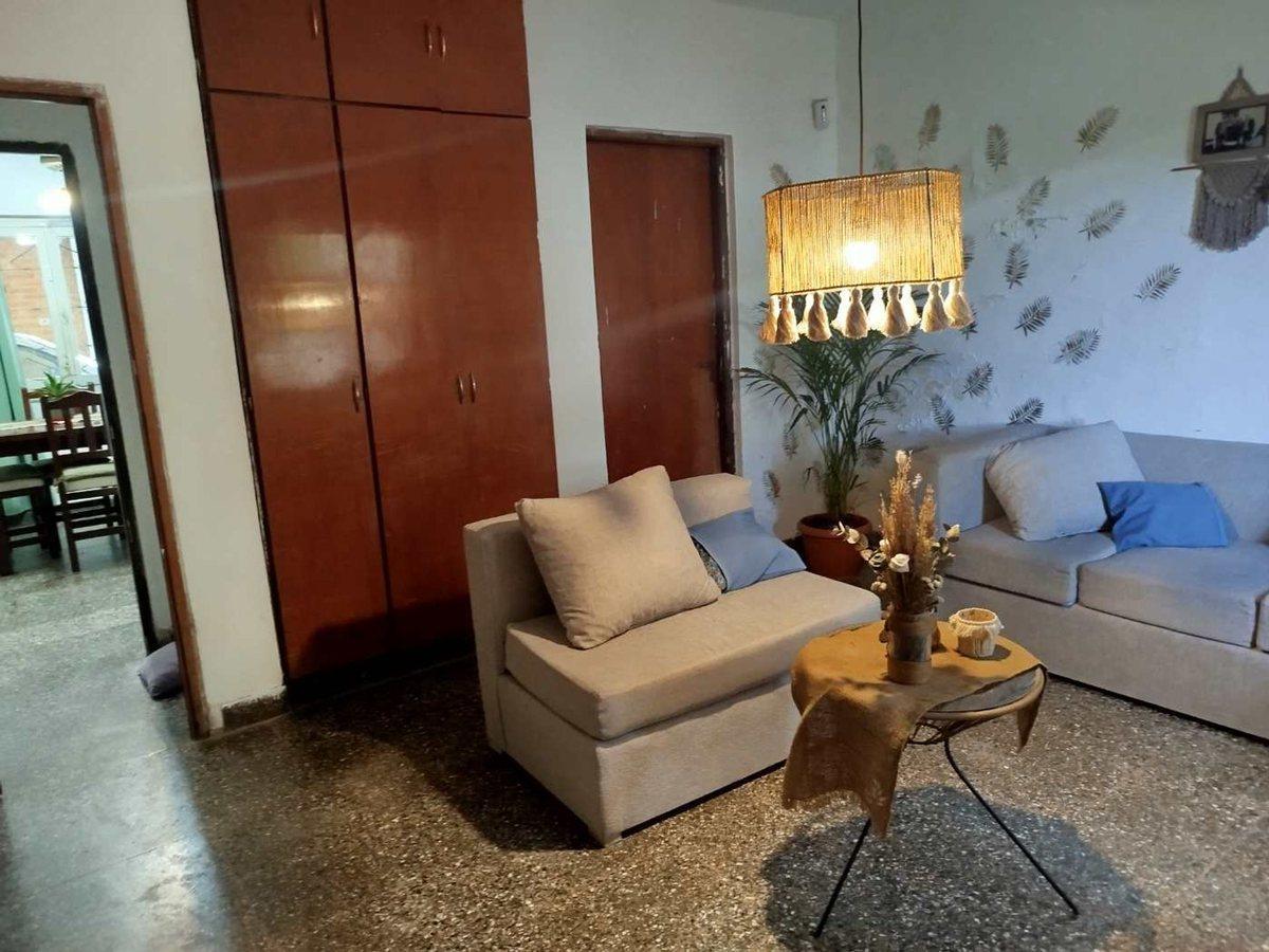 VENTA 2 CASAS + LOCAL COMERCIAL