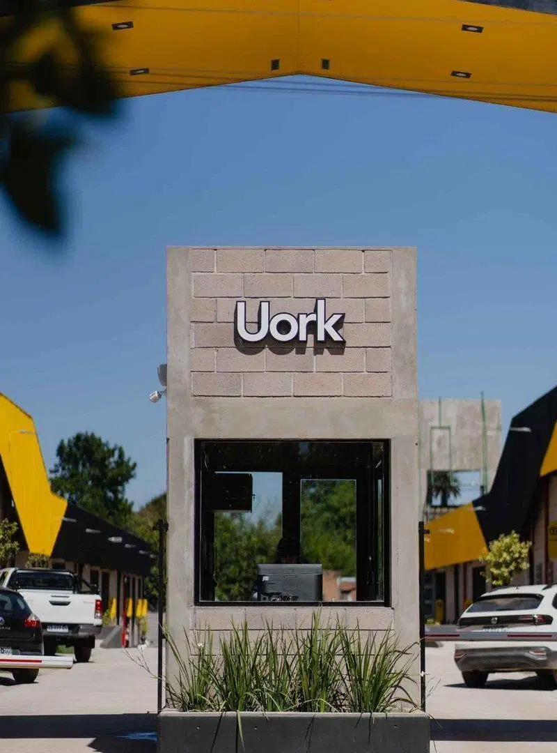 VENTA DEPOSITO 137m2 FINANCIACION PROPIA UORK 3 4