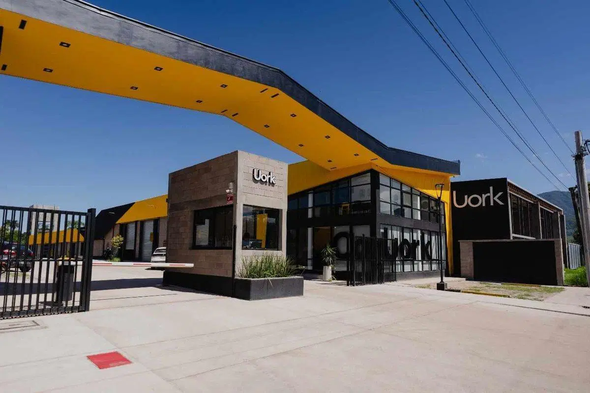 VENTA DEPOSITO 137m2 FINANCIACION PROPIA UORK 3 5