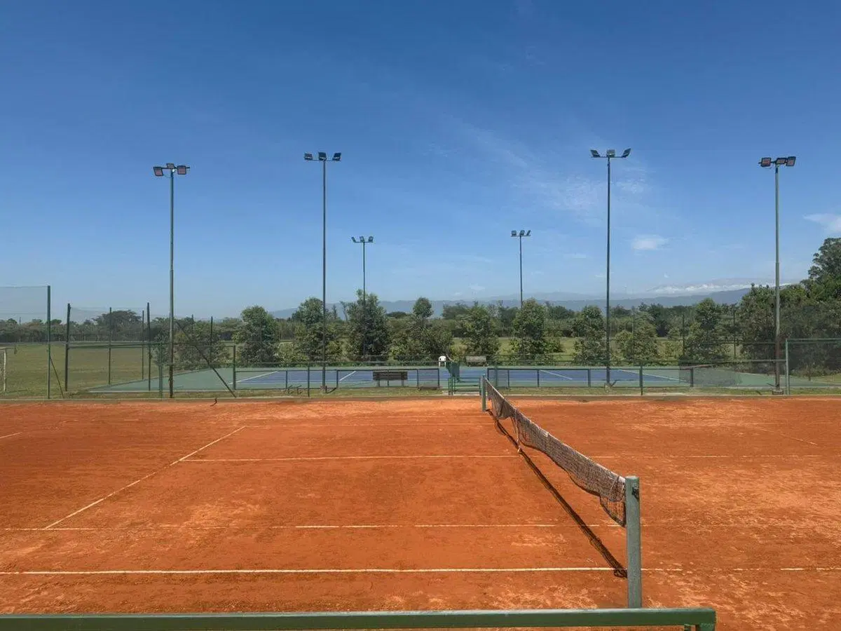 VENTA TERRENO CENTRAL COUNTRY VILAGO 4