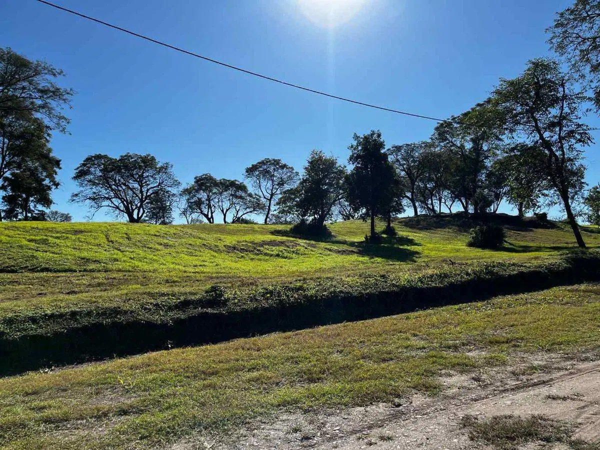 TERRENO EN VENTA EN COUNTRY LA CANDELARIA 3