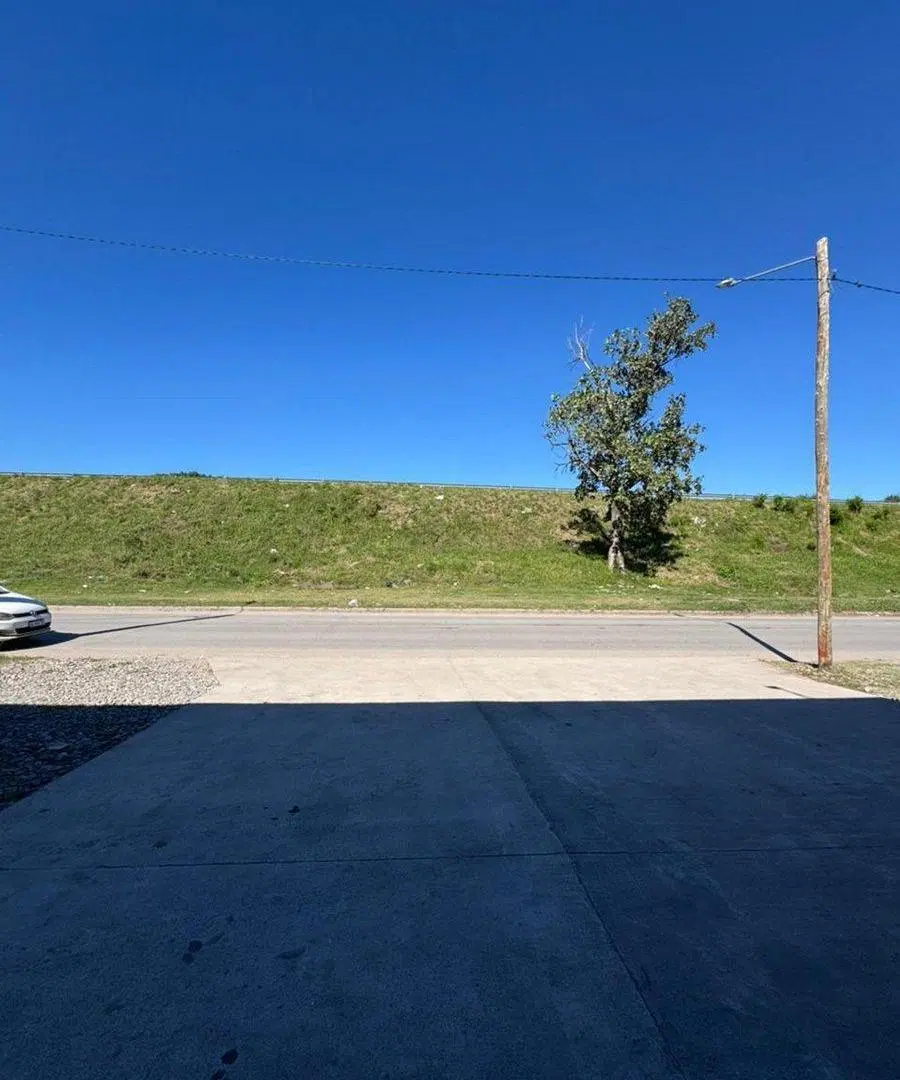 ALQUILER DEPOSITO ZONA MERCOFRUT 111 MT2 5