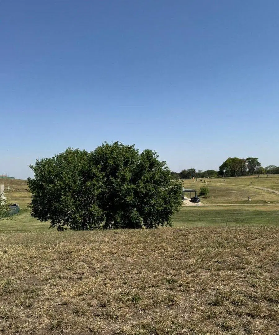 TERRENO ESQUINA EN VENTA LA RESERVA 2 3