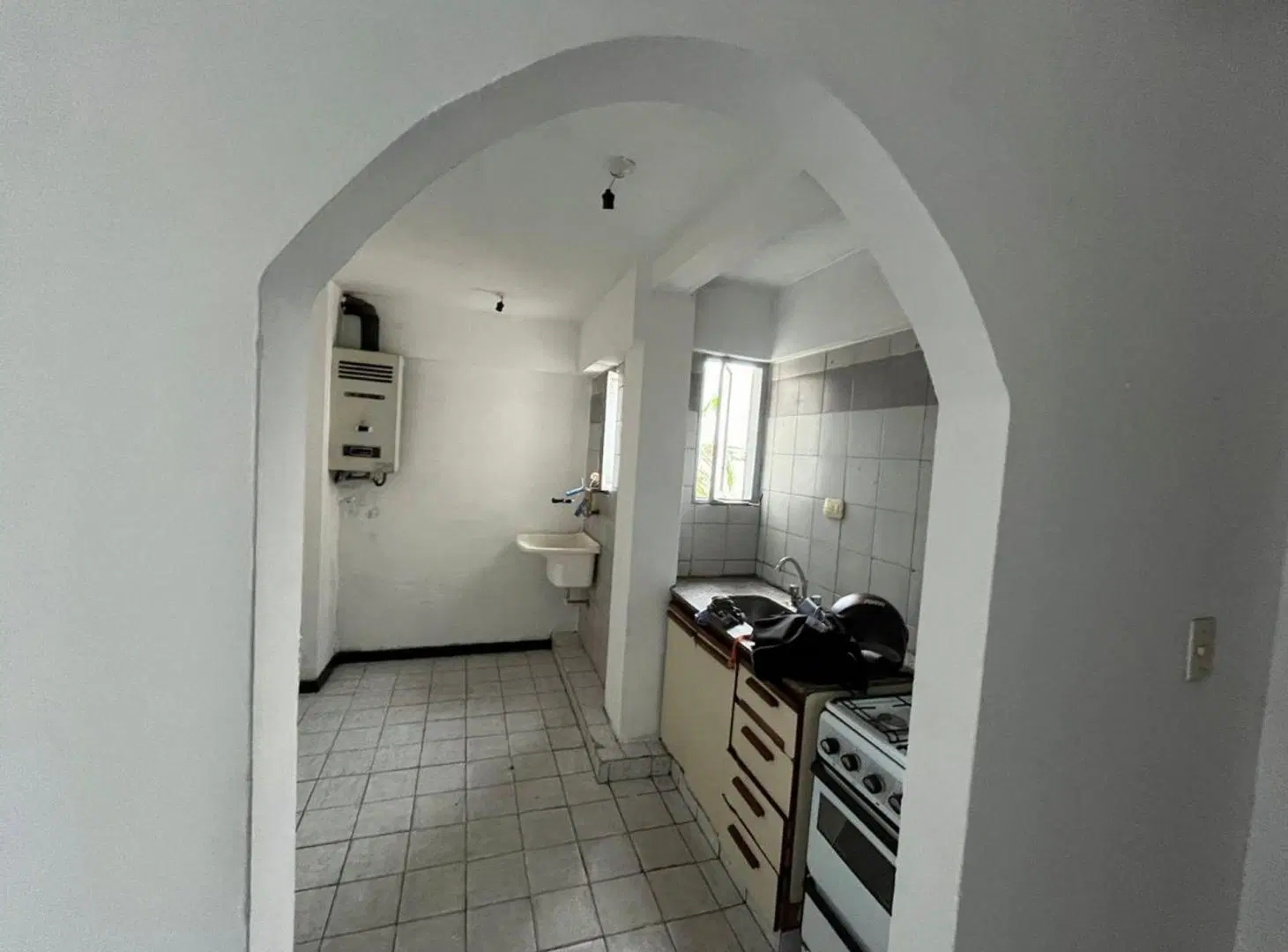 VENTA DEPTO 2 HABITACIONES ZONA AV AVELLANEDA 4