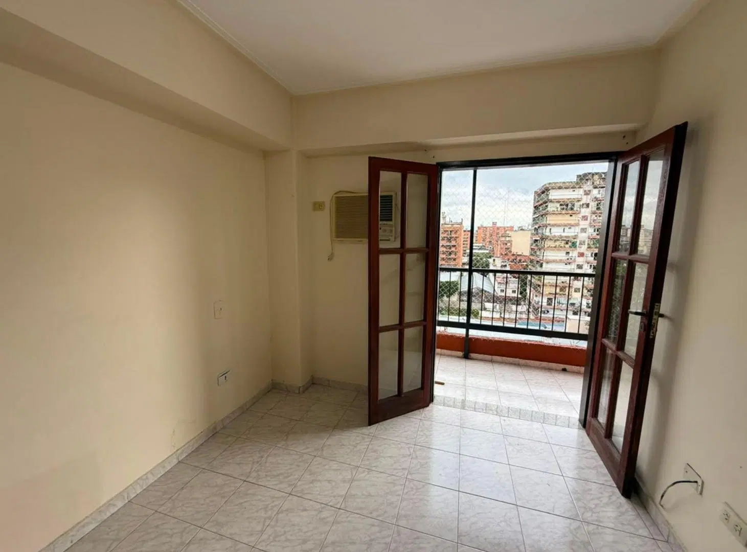 VENTA DEPARTAMENTO 2 DORMITORIOS BARRIO NORTE 3