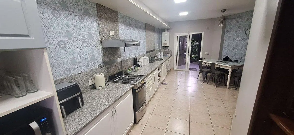 VENTA CASA PREMIUM 4 DORM BARRIO SUR C/RENTA 2