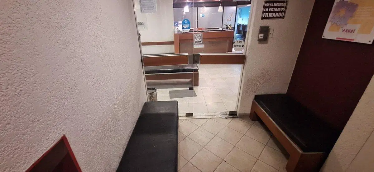 VENTA OFICINA C/TERRAZA TORRE TRIBUNALES C/RENTA 5