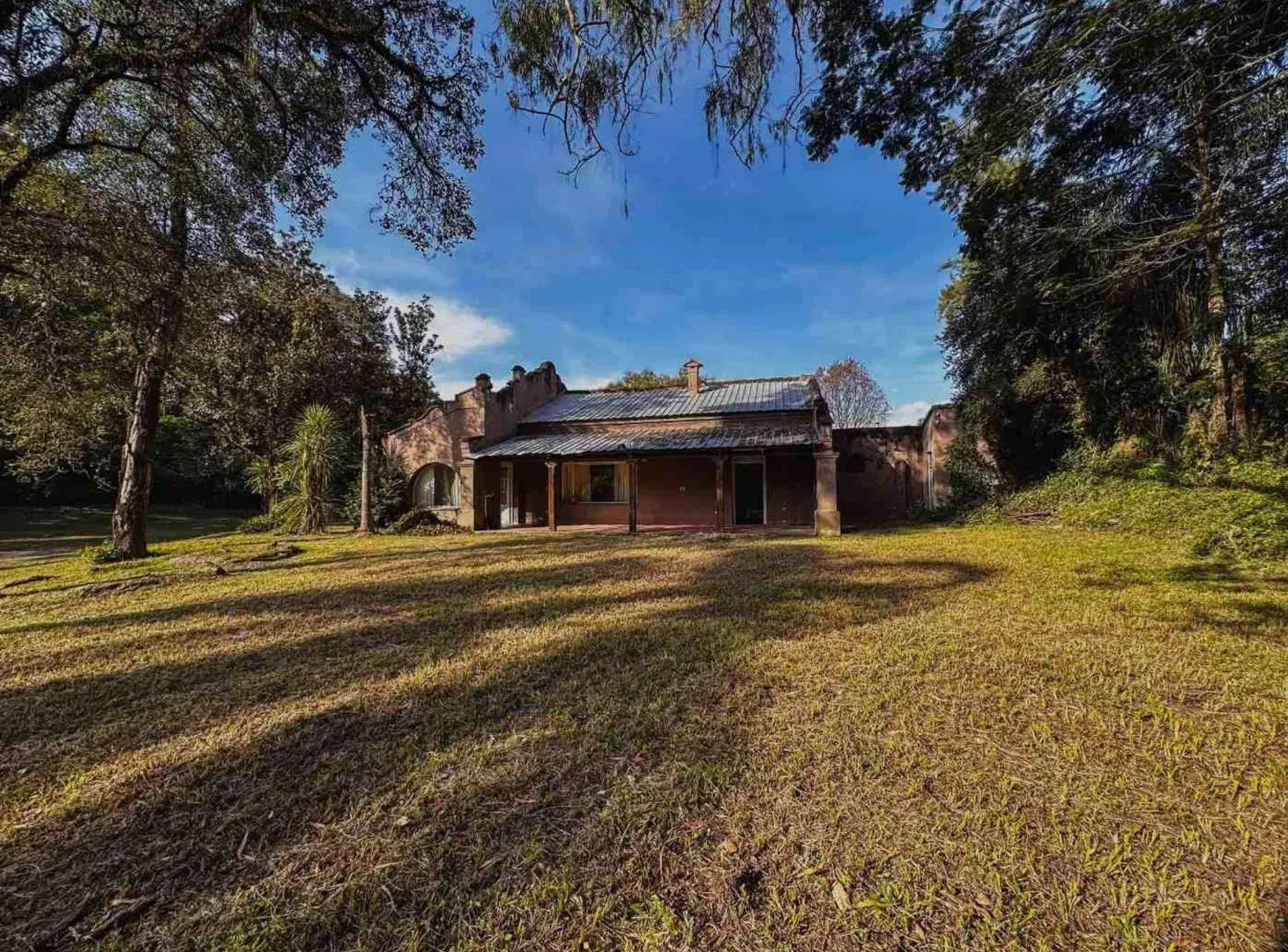 VENTA CASA TRADICIONAL EL CORTE LOTE 5600m2 2