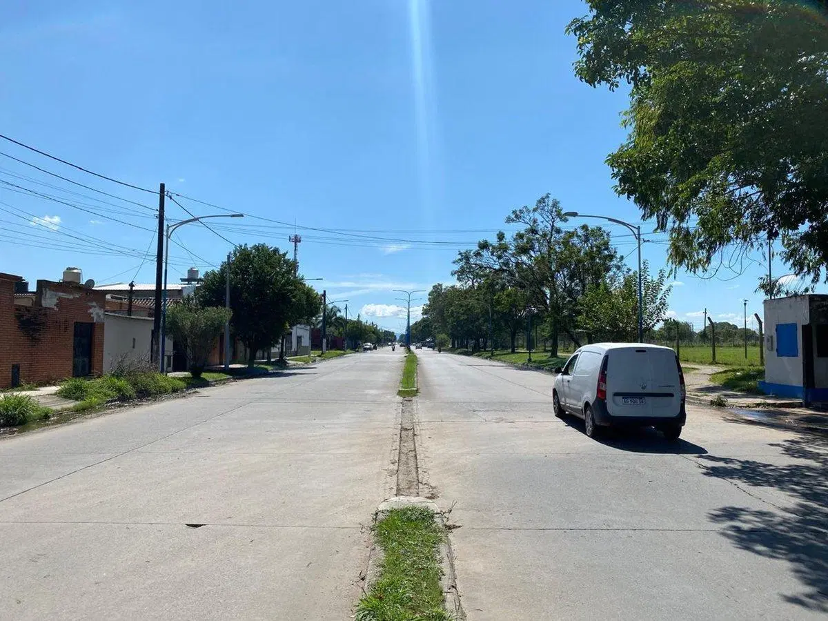 VENTA TERRENO (1.526 M2) - VIAMONTE 1.200 4