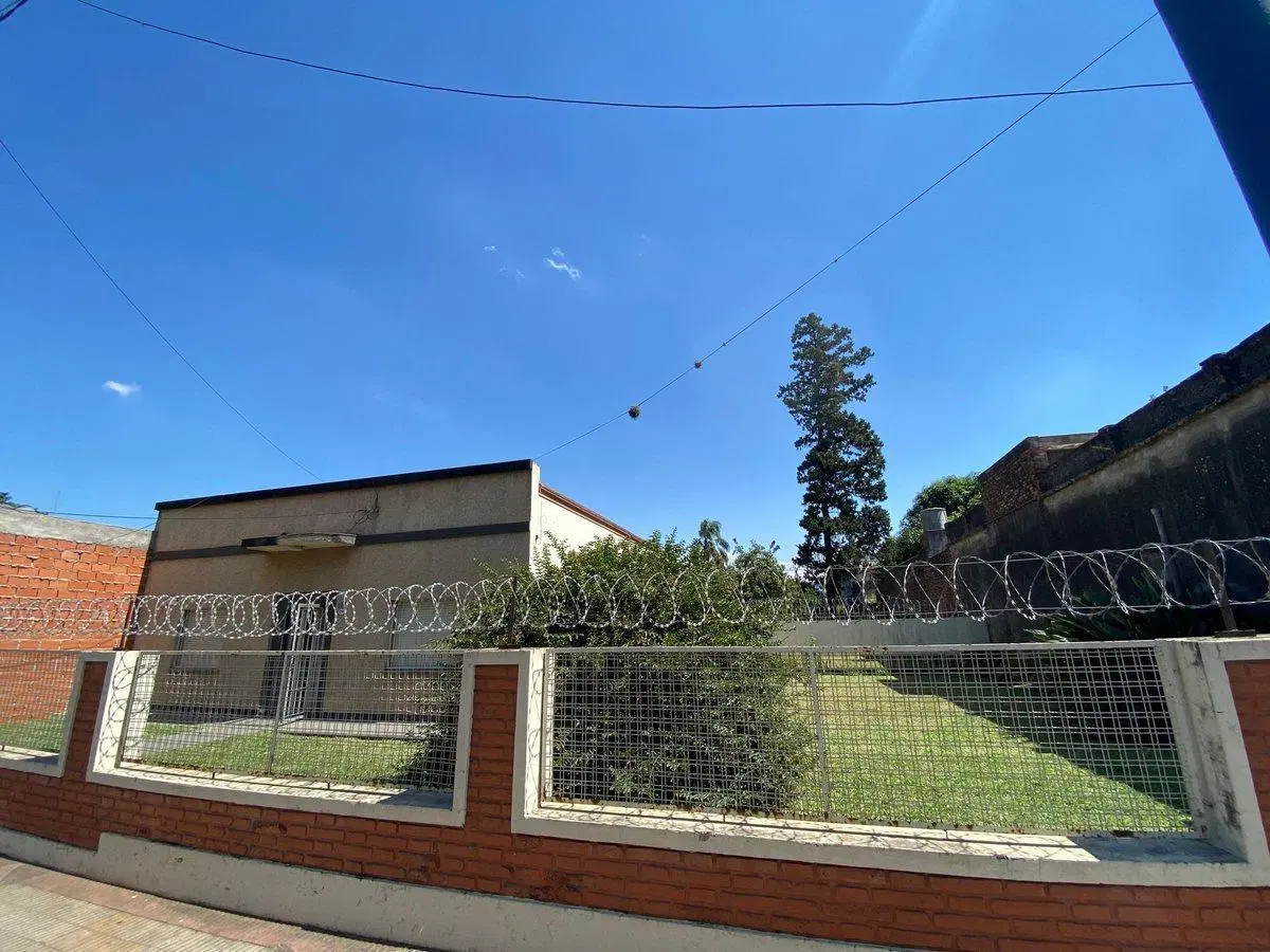 VENTA TERRENO  VIAMONTE 1.200 (300 M2) 4
