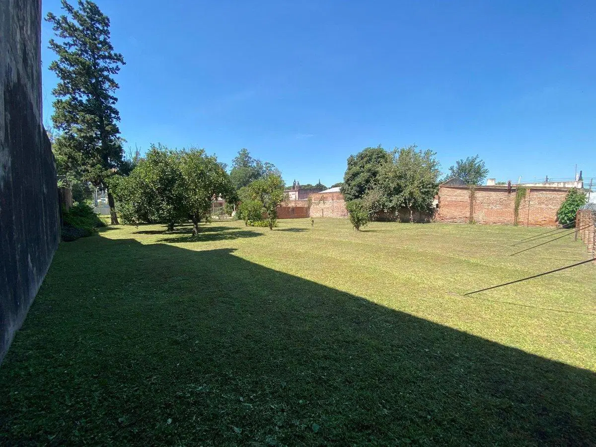 VENTA TERRENO 900 M2 - A 3 CUADRAS AV BELGRANO 2.9 4