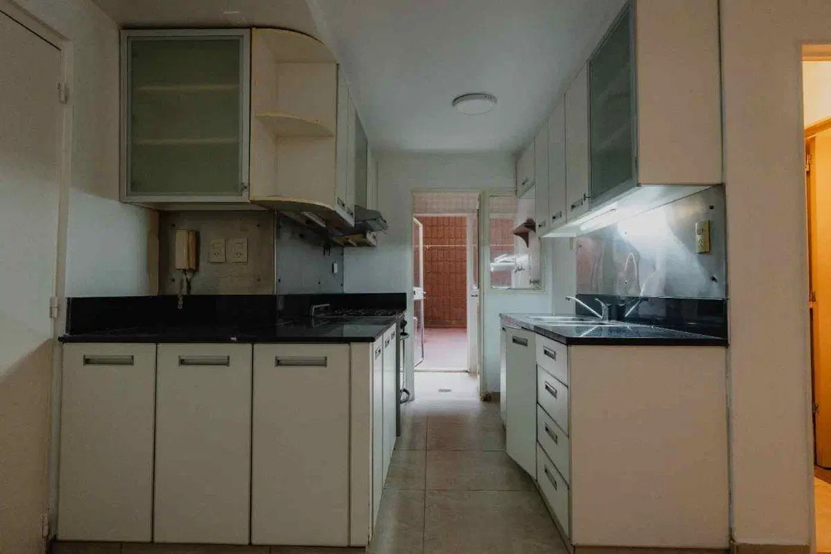 VENTA DEPARTAMENTO 4 DORMITORIOS CON PATIO PROPIO 5