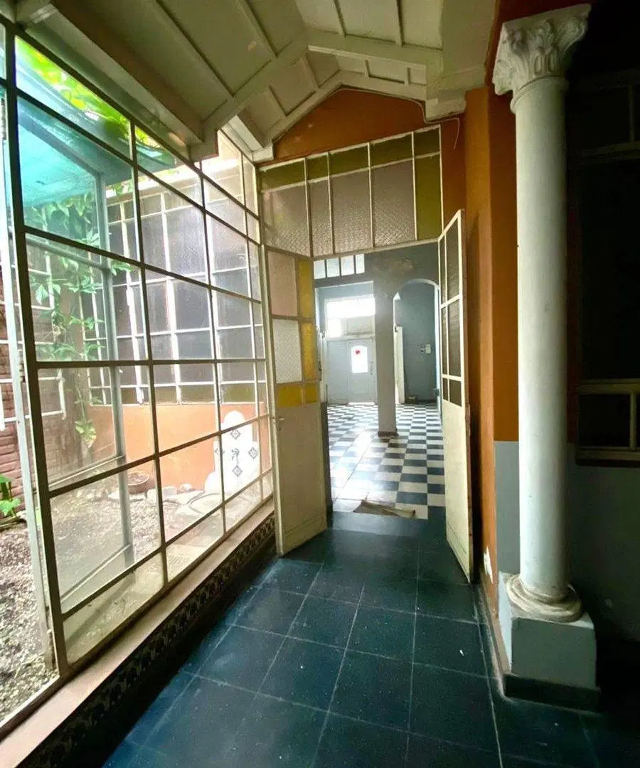 VENTA CASA CON POTENCIAL COMERCIAL BARRIO SUR 4