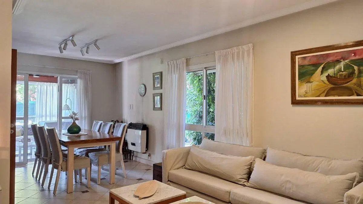Casa en Venta 3 Dormitorios Lomas de Yerba Buena 5