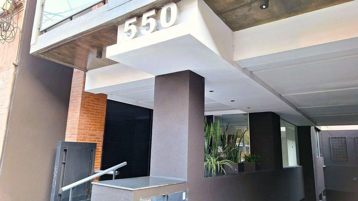 VENTA DEPARTAMENTO DOS DORMITORIOS BARRIO SUR 4
