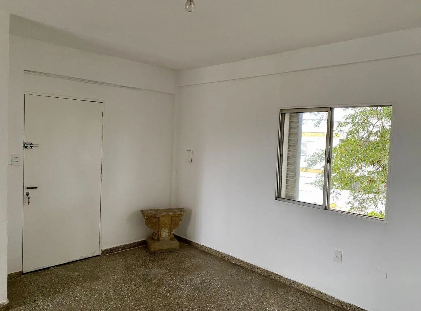 VENTA DE DEPTO CON BALCON 3 DORM EN B° DIZA- SMT 4