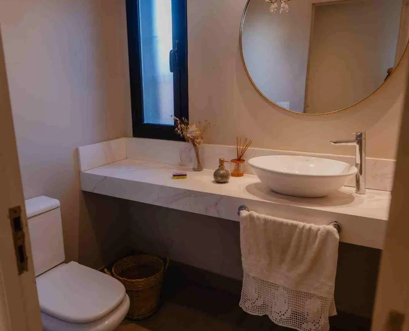 Venta Casa 4 Dormitorios con Pileta Yerba Buena 4