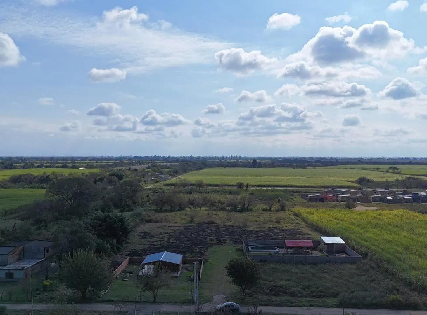 VENTA DE TERRENO APTO DESARROLLO DE LOTEO  LEALES 3