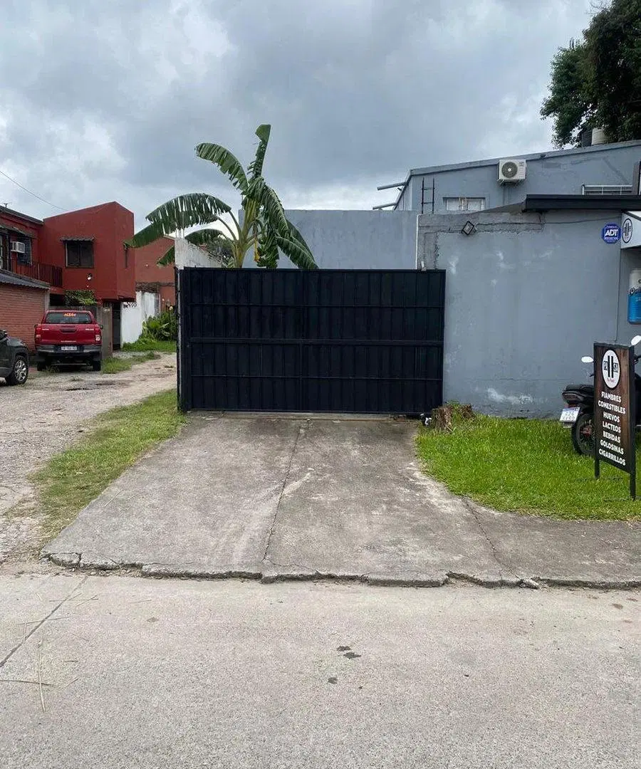 Duplex yerba buena, Boulevard 700 4