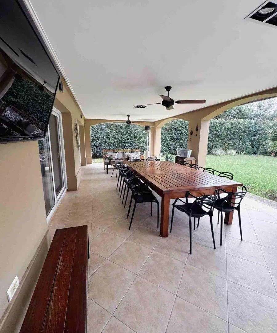 VENTA CASA Bº LOS OLIVOS  LOTE CENTRAL PREMIUM 8