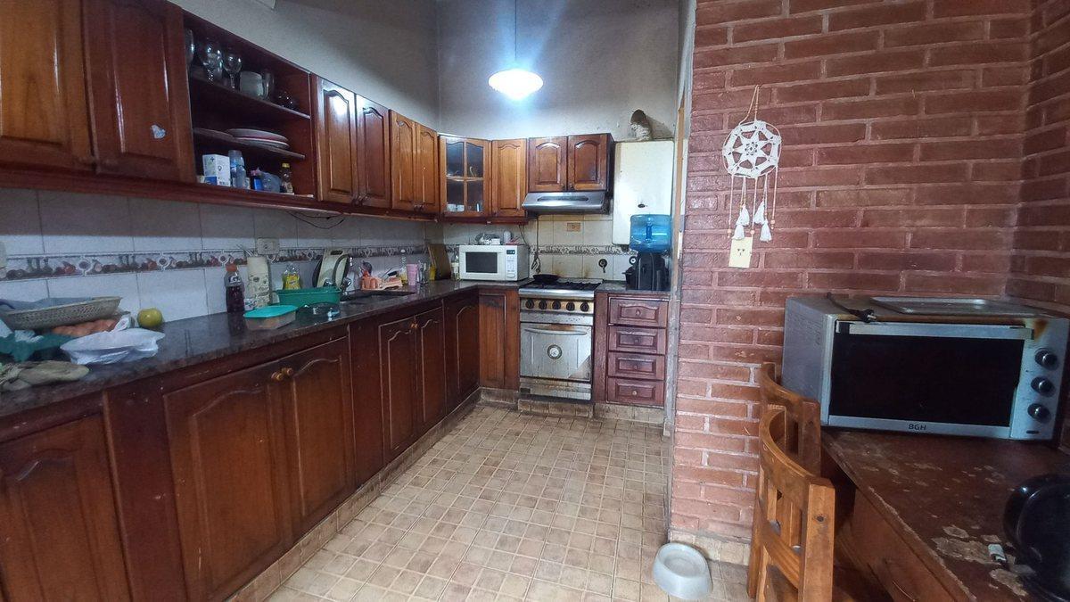 Foto de VENTA CASA A RECICLAR ZONA NORTE, imagen 3