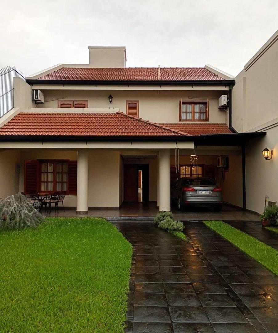 Foto de CASA EN VENTA 4 DORM EN CONCEPCION, imagen 4