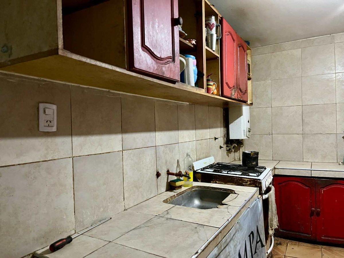 Foto de SE VENDE CASA CON LOCALES COMERCIALES, imagen 3