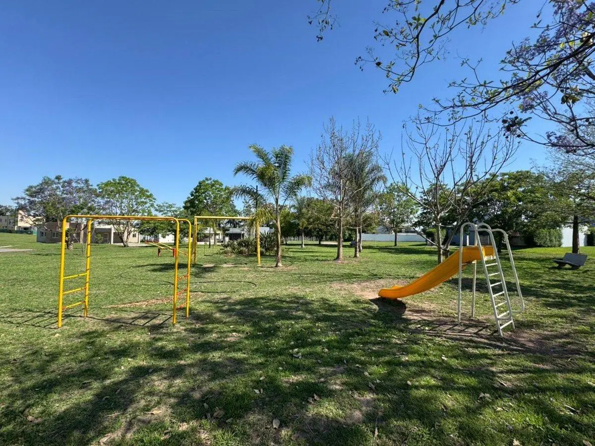 VENTA TERRENO CENTRAL PRADERAS DEL NOGAL 2