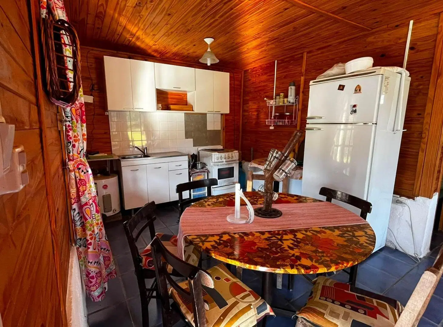 VENTA CABAÑA AMOBLADA EN LA SALA EL SIAMBON 3