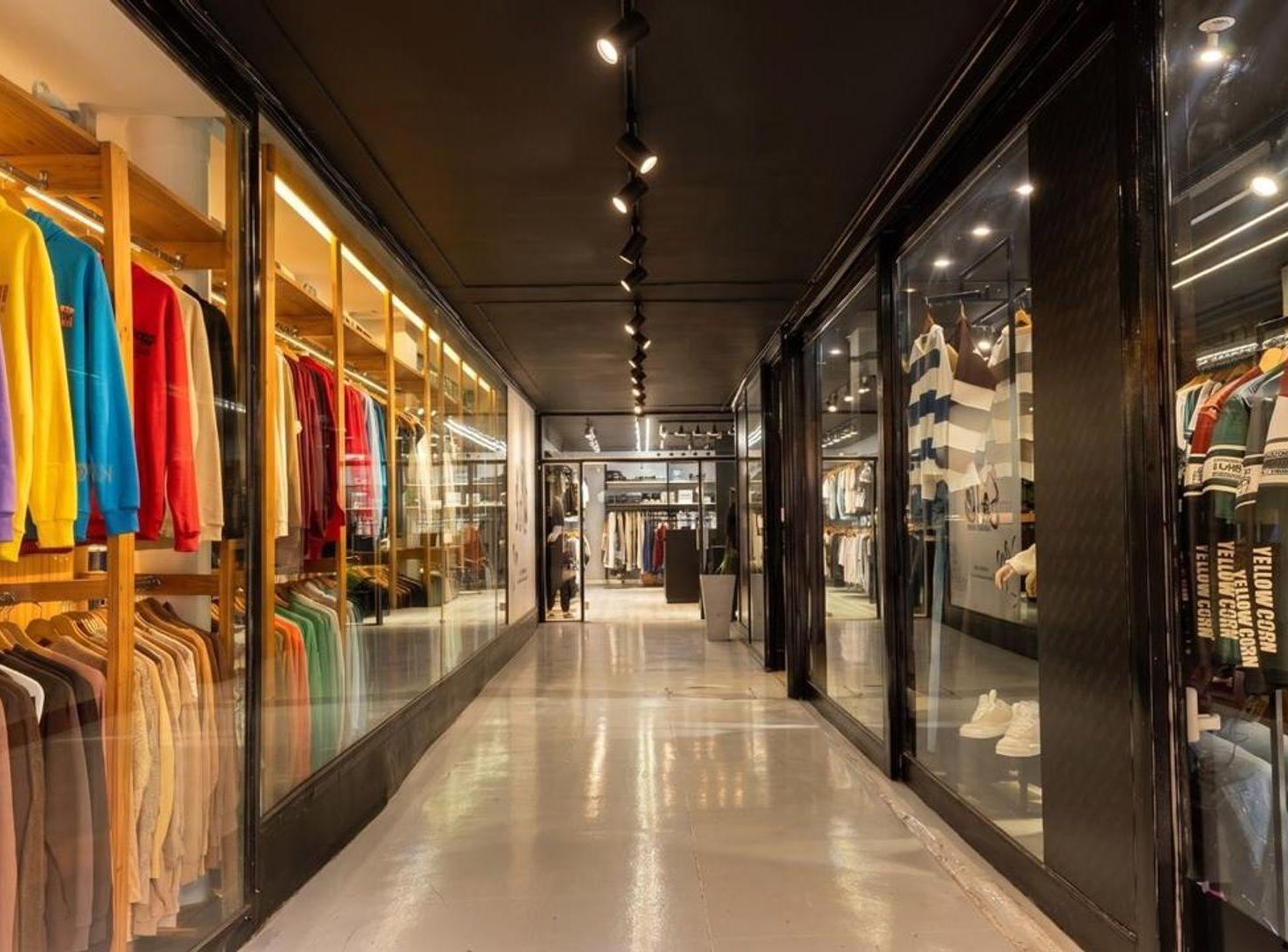 Foto de VENTA EDIFICIO COMERCIAL PEATONAL MICROCENTRO, imagen 2