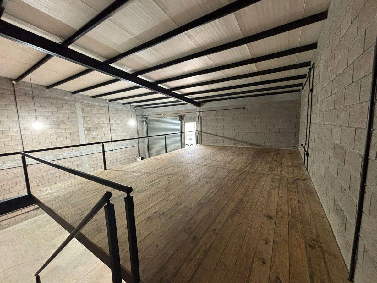 Foto de DEPOSITO EN VENTA EN POZO 145 MT2, imagen 2