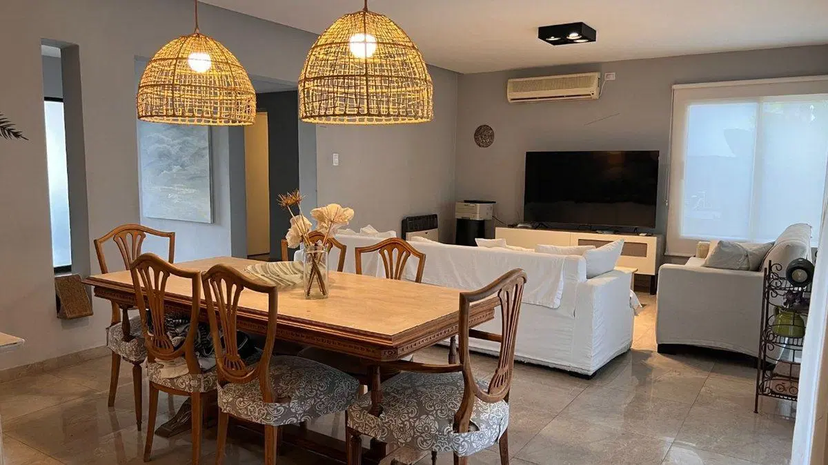 VENTA DE CASA DE 4 DORMITORIOS - ALTO VERDE 3 8